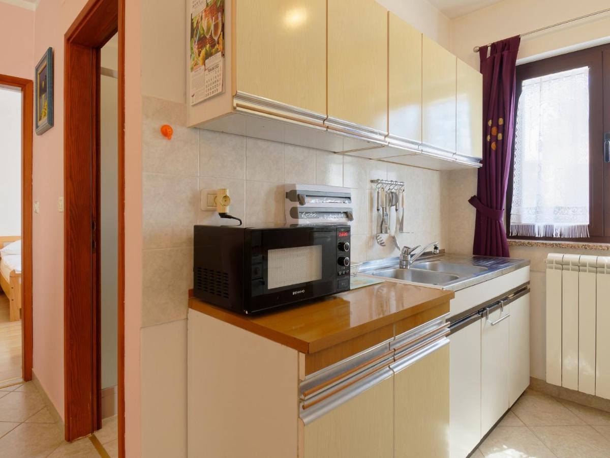 Apartment Laganis Plovanija エクステリア 写真
